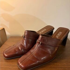 Vintage Jessica Brown Leather Women's Mules
